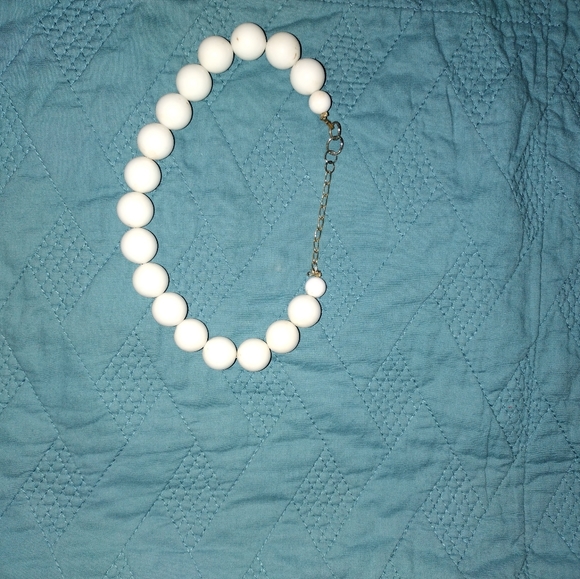 Jewelry - Picture 2 of 6